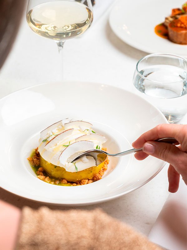 Cuisine ouverte de la Brasserie du Quatrième Mur - Philippe Etchebest